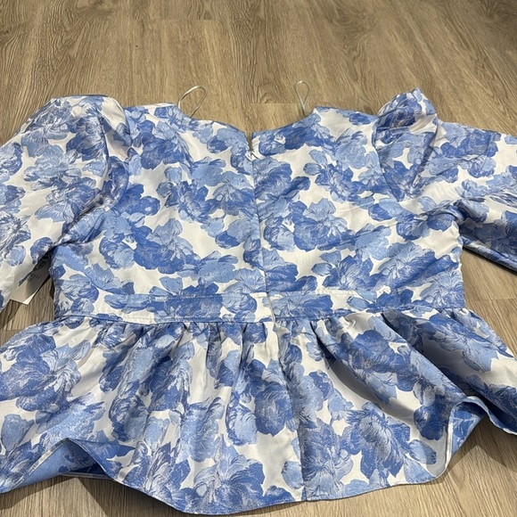 NWT Tuckernuck Hyacinth House top - Picture 3 of 8